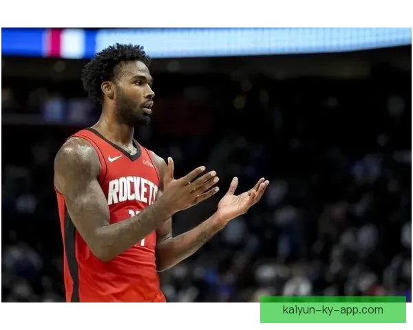 曝火箭今夏将全力追求扬尼斯 申京伊森或成交易筹码